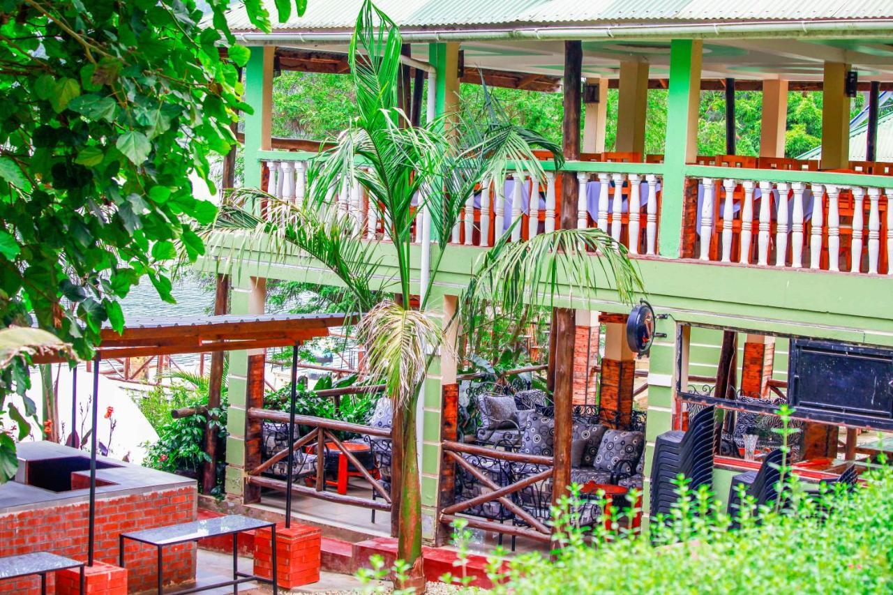 Bunyonyi Safaris Resort Kabale Exteriör bild