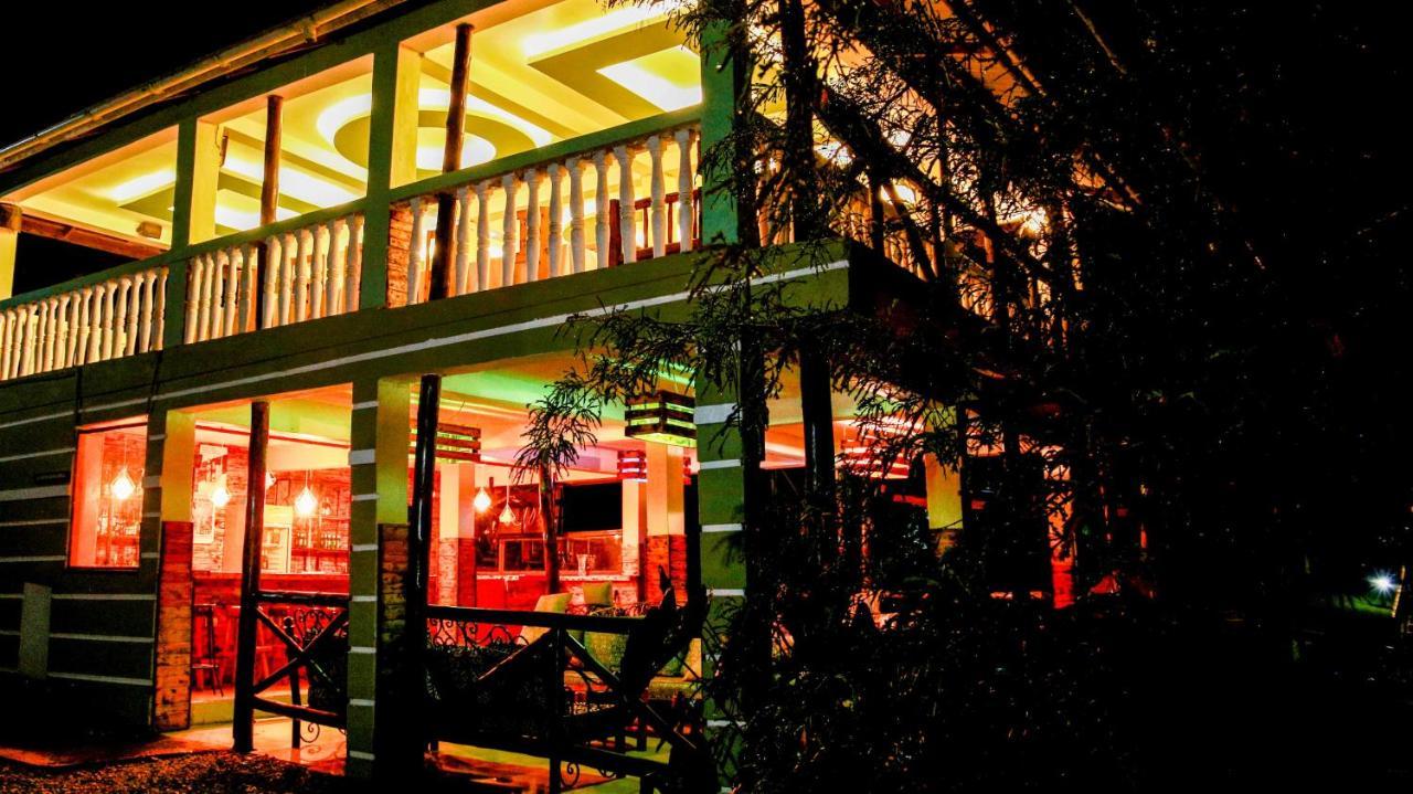 Bunyonyi Safaris Resort Kabale Exteriör bild